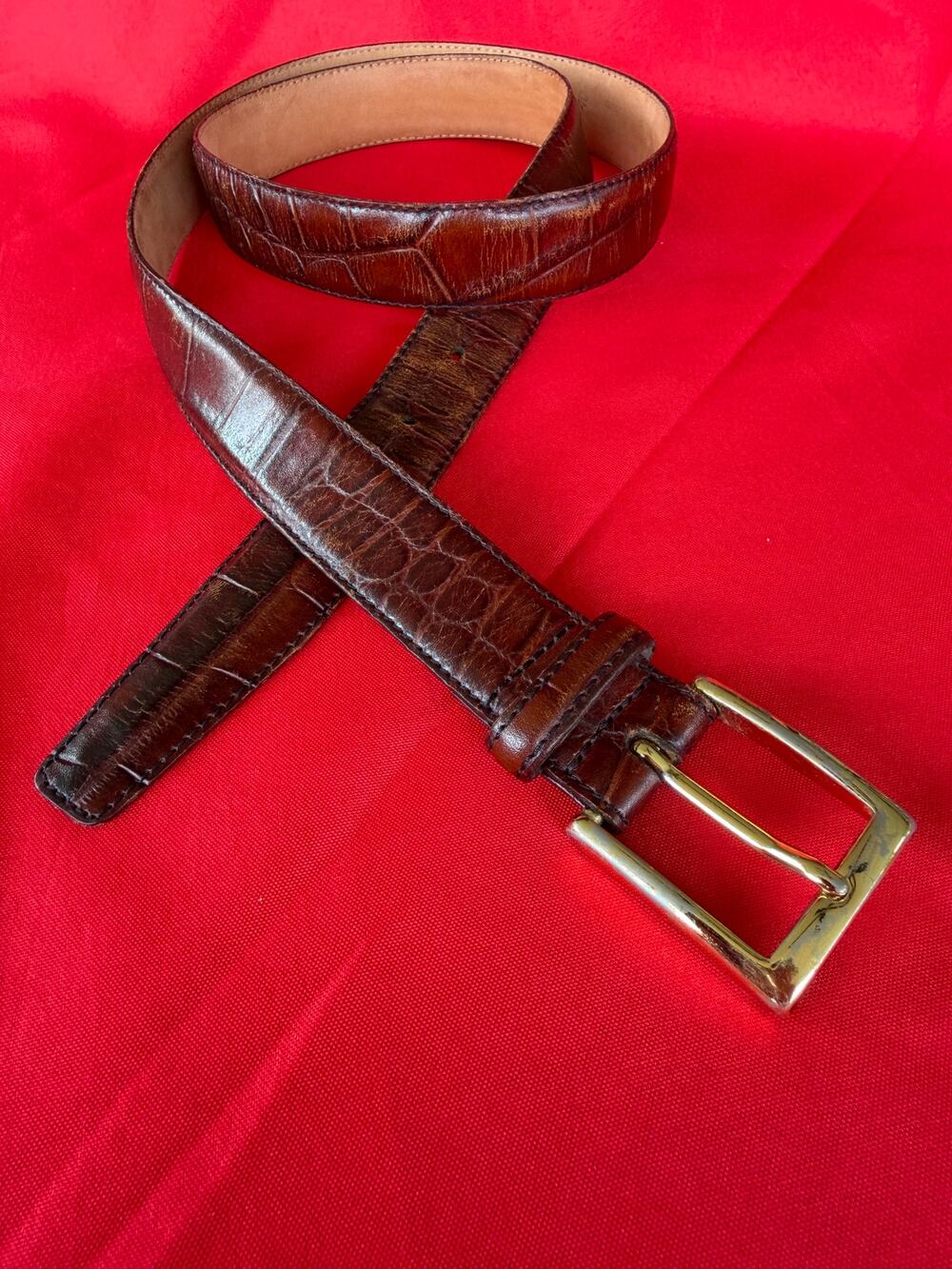 Classic Jos. A. Bank Genuine Leather Brown Croc Embossed Belt Made in Canada 40
